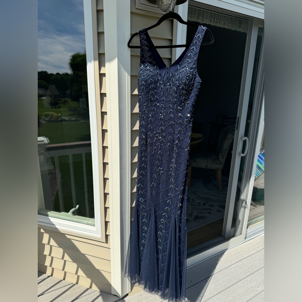 Adrianna Papell Formal Dress Stunning! Navy Blue Sparkly Beads Sz 4. Worn once.